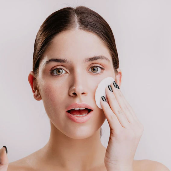 MAKE UP REMOVAL